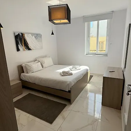 Gzr051-luxury 2 Bedroom Near Seafront Promenade * Gzira