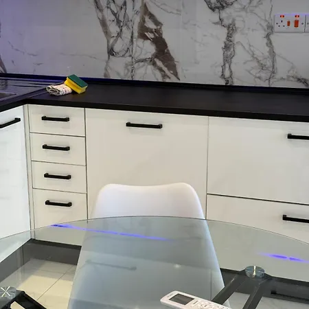 Gzr051-luxury 2 Bedroom Near Seafront Promenade *