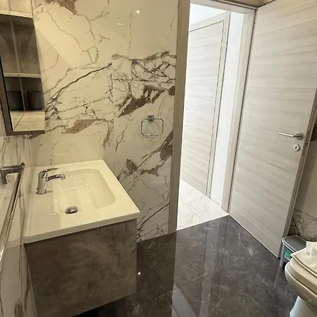 Gzr051-luxury 2 Bedroom Near Seafront Promenade Gzira
