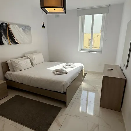 Gzr051-luxury 2 Bedroom Near Seafront Promenade Lejlighed Gzira